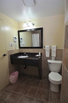 LUXURY INN photo 2