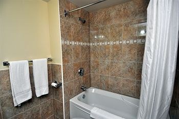 LUXURY INN photo 3