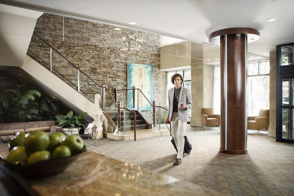 METTERRA HOTEL ON WHYTE photo 3