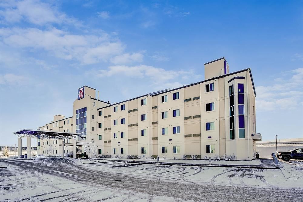 MOTEL 6 GRANDE PRAIRIE AB photo 1
