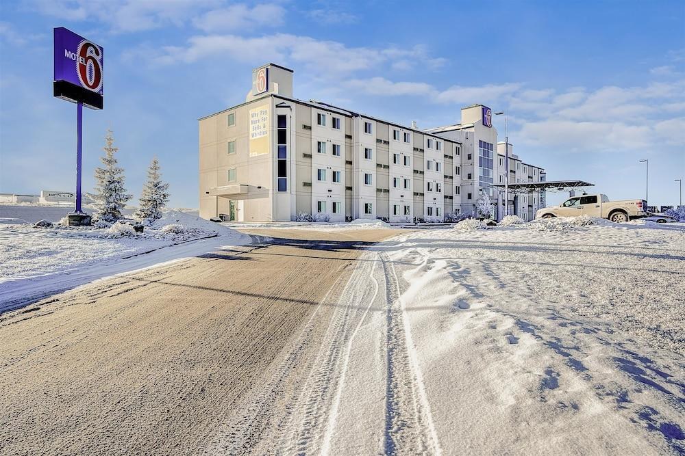 MOTEL 6 GRANDE PRAIRIE AB photo 3