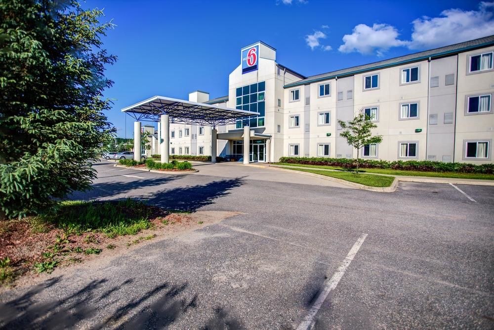 MOTEL 6 HUNTSVILLE photo 1