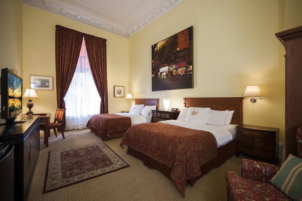LHotel photo 4