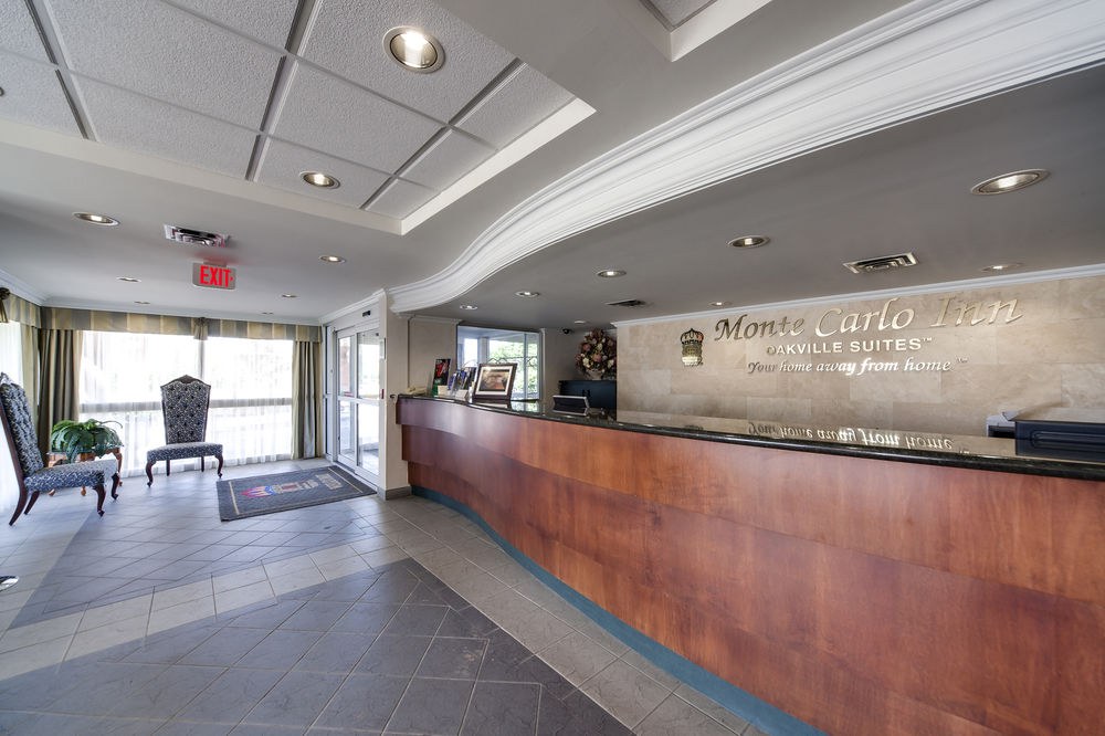 MONTE CARLO INN OAKVILLE SUITES photo 1