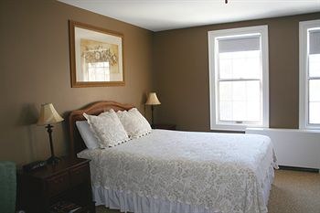 Idlewyld Inn & Spa photo 3