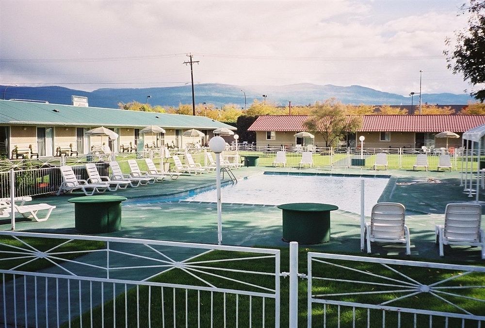 OKANAGAN SEASONS RESORT