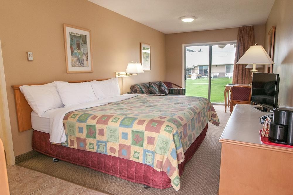 OKANAGAN SEASONS RESORT photo 4
