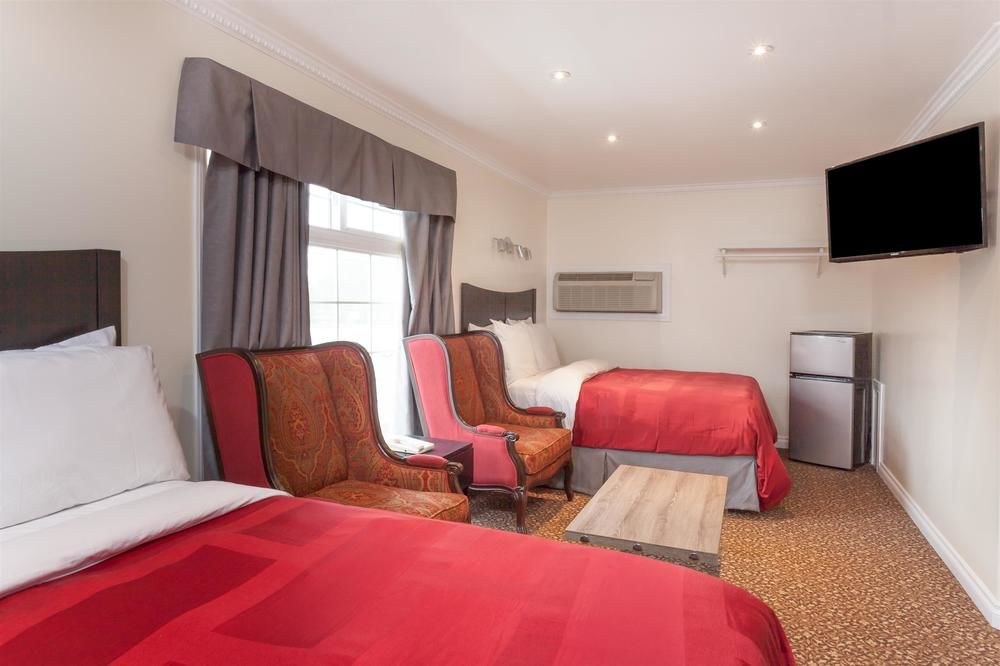 KNIGHTS INN KINGSTON