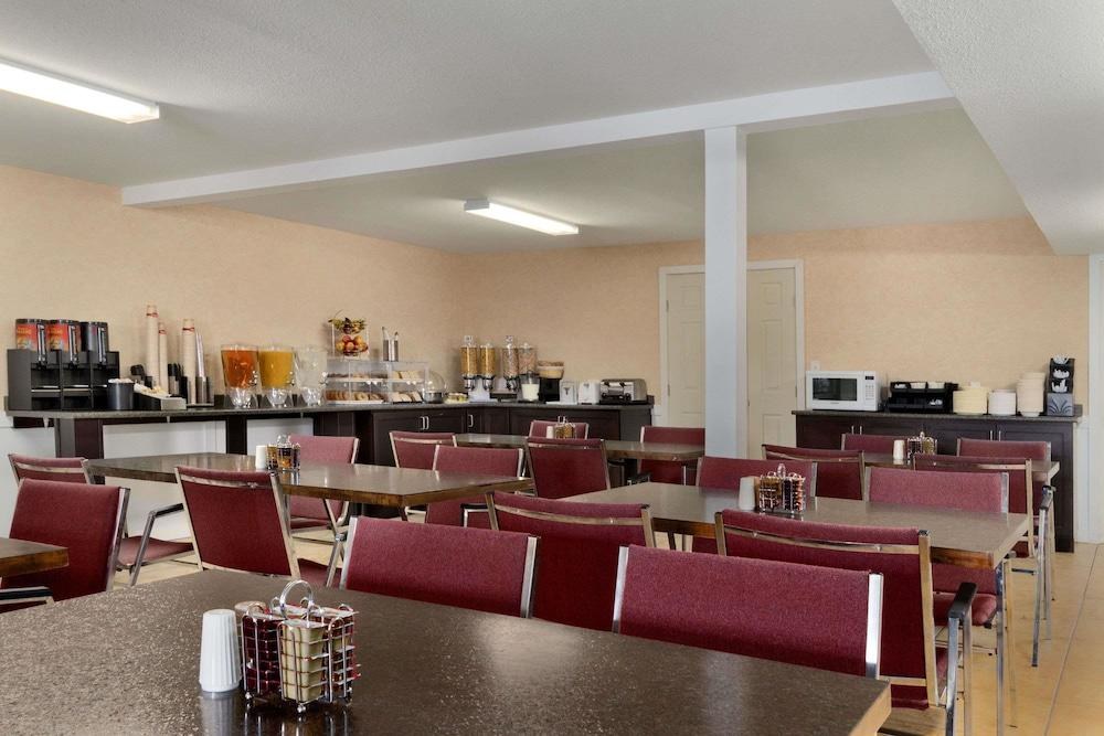 TRAVELODGE BY WYNDHAM KAMLOOPS MOUNTVIEW