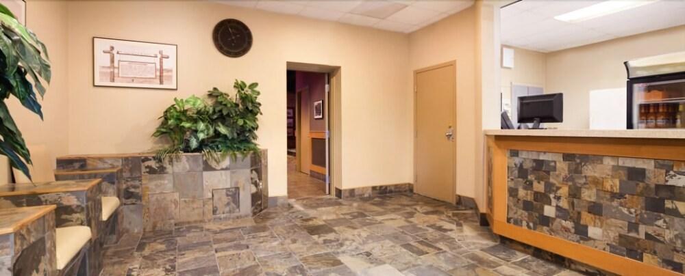 Central Suite Hotel photo 2
