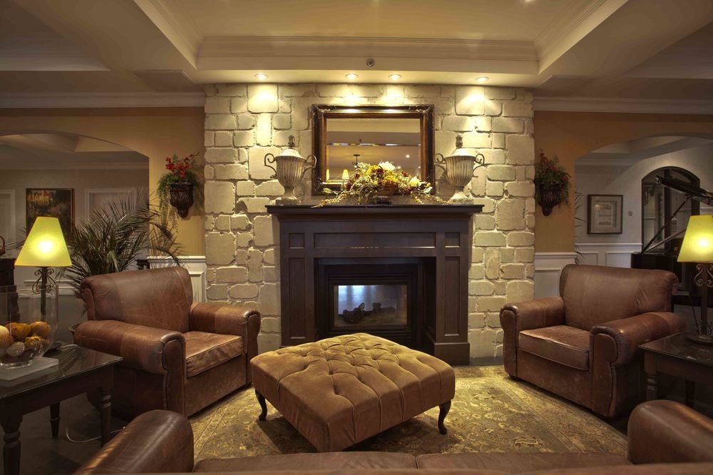 LE ST-MARTIN HOTEL & SUITES LAVAL