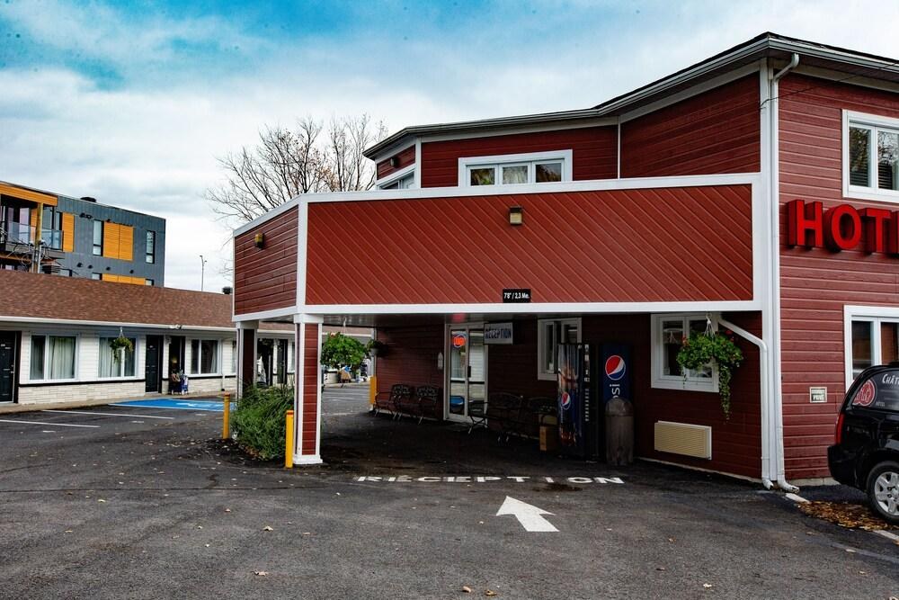 MOTEL LE CHATEAUGUAY photo 3