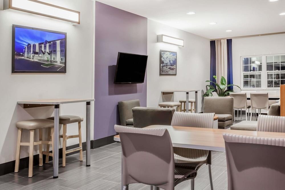 MICROTEL INN & SUITES BY WYNDHAM SAULT STE. MARIE photo 3