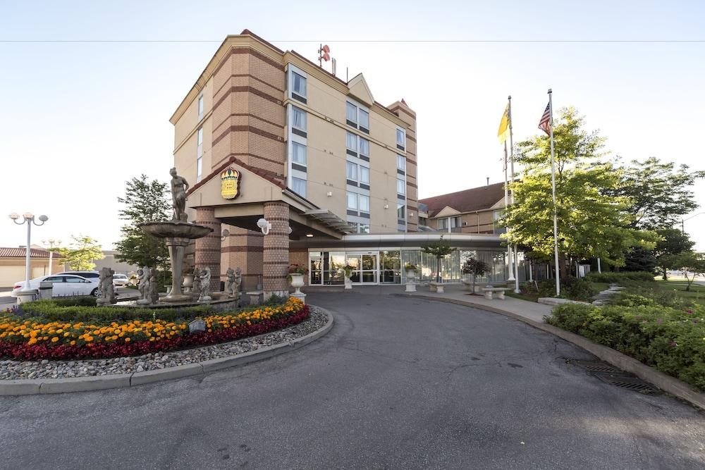 MONTE CARLO INN AIRPORT SUITES photo 3
