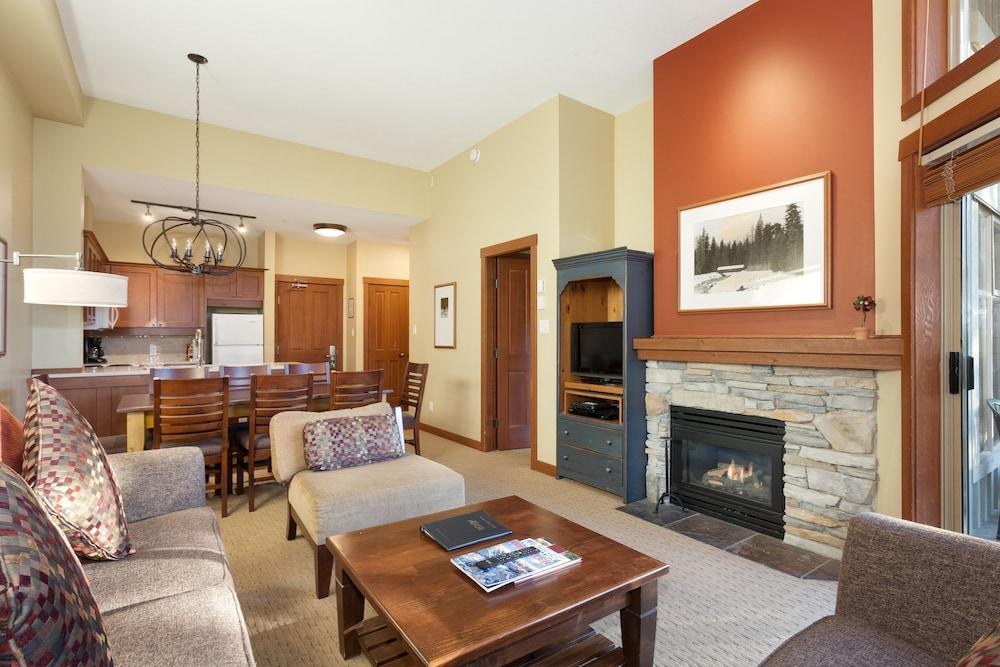 HORSTMAN HOUSE photo 4