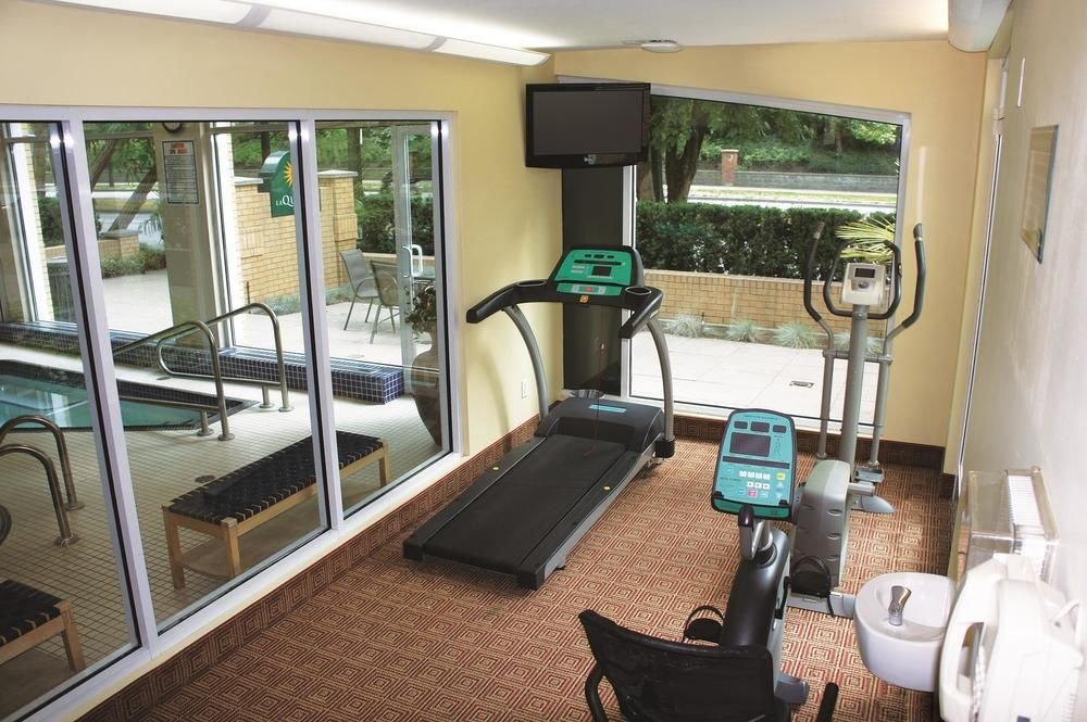 LA QUINTA INN BY WYNDHAM VANCOUVER AIRPORT photo 1