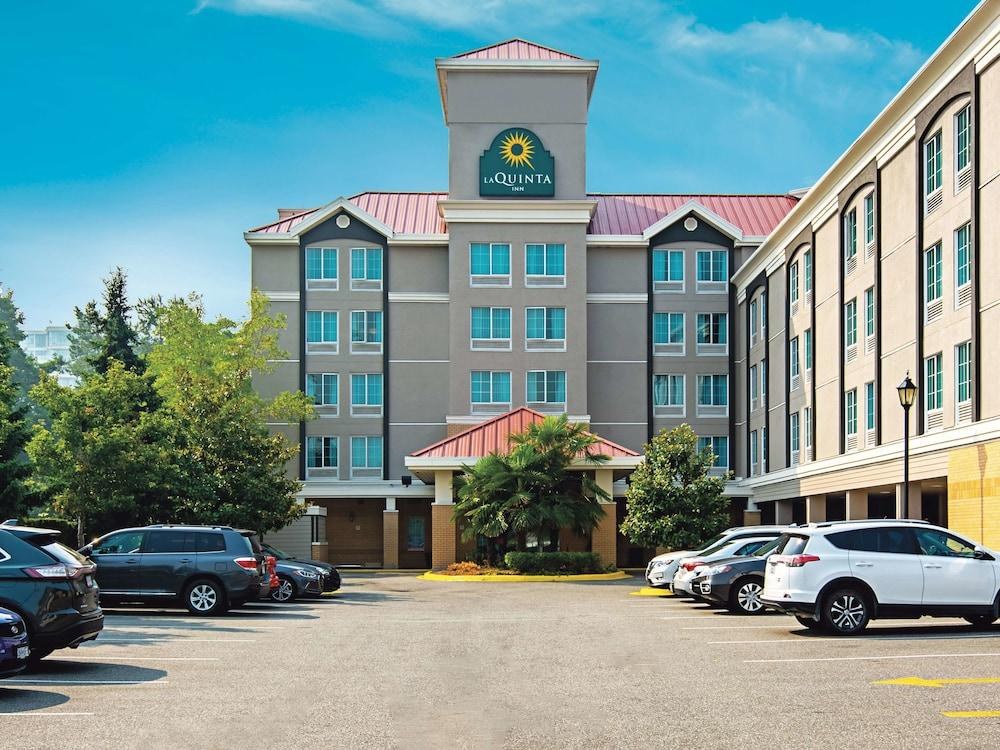 LA QUINTA INN BY WYNDHAM VANCOUVER AIRPORT photo 2