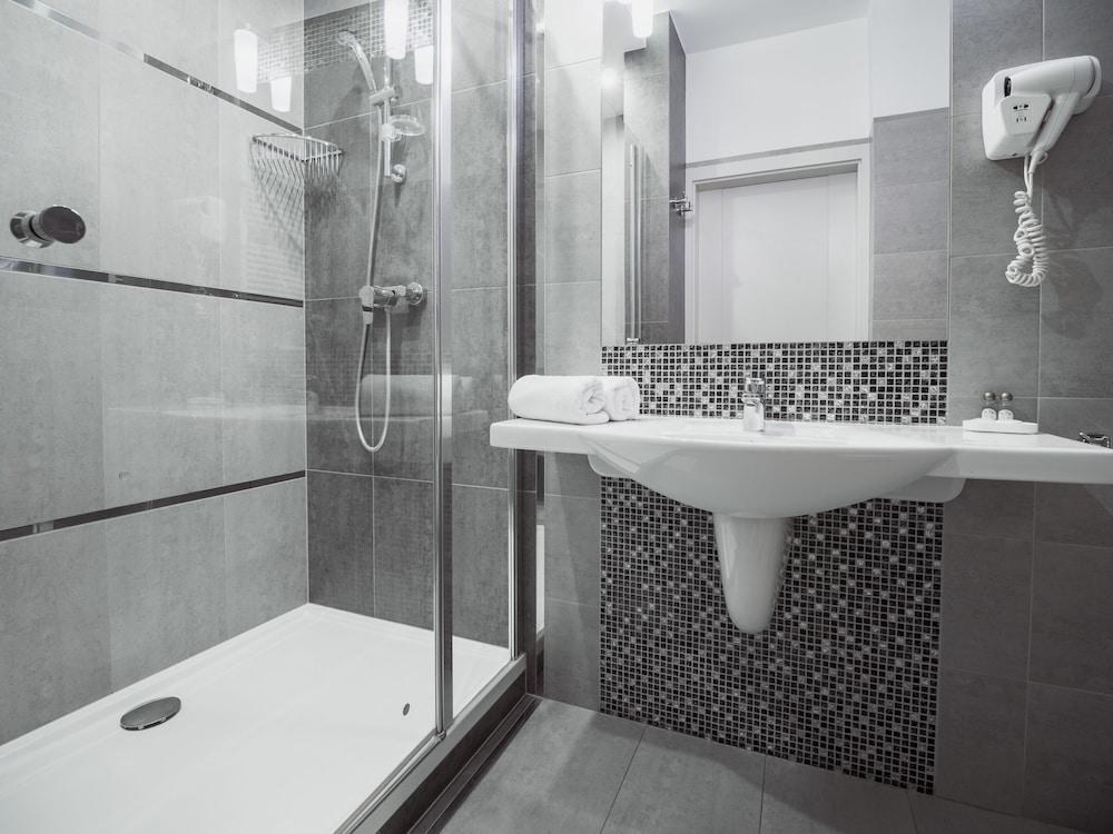 APARTHOTEL MIODOWA photo 2