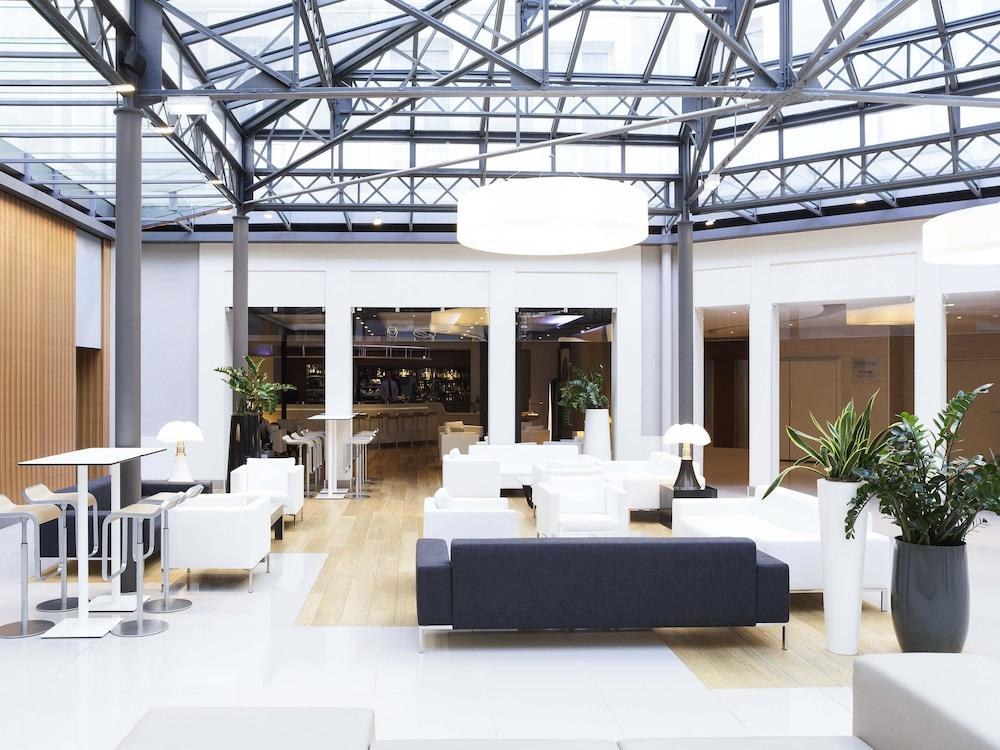 NOVOTEL TOULOUSE CENTRE WILSON photo 2