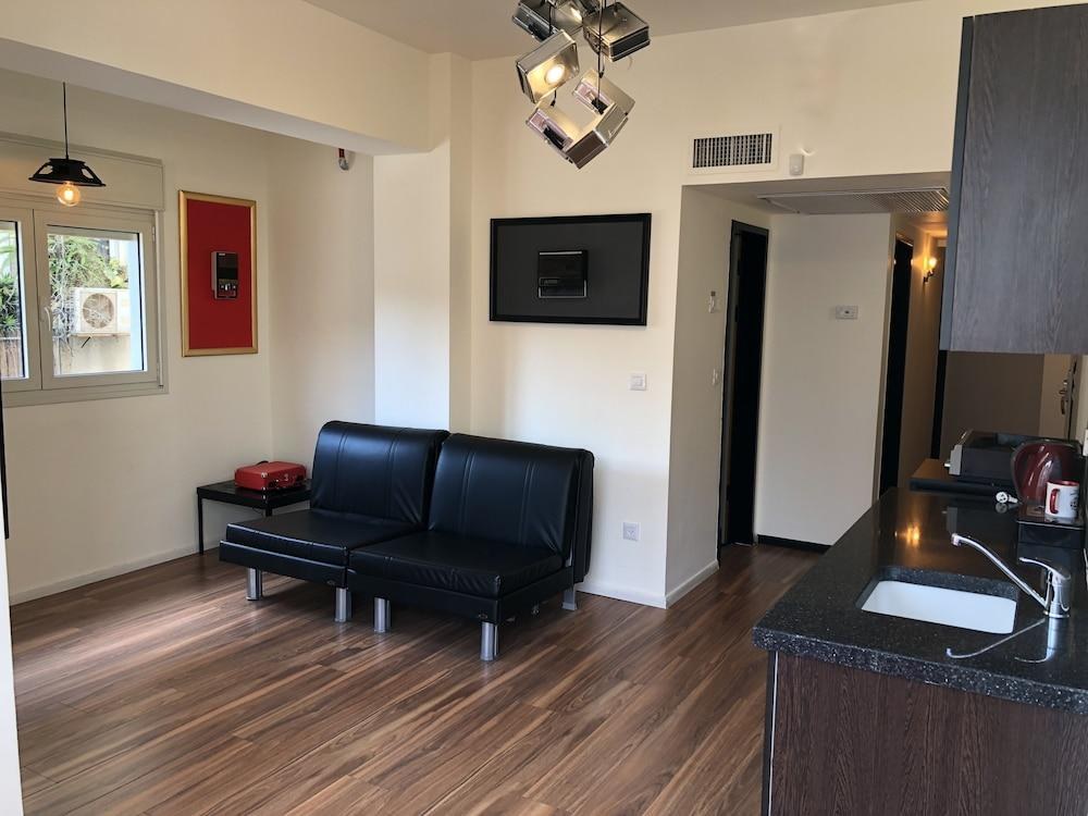 Ben Yehuda Apartments photo 2