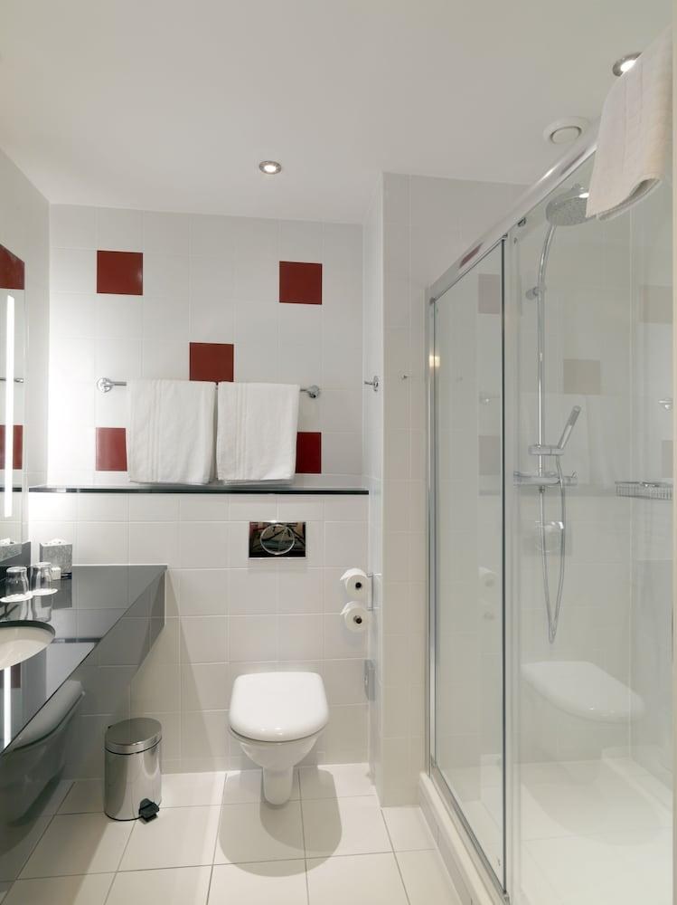 PARK INN BY RADISSON, BELFAST photo 2