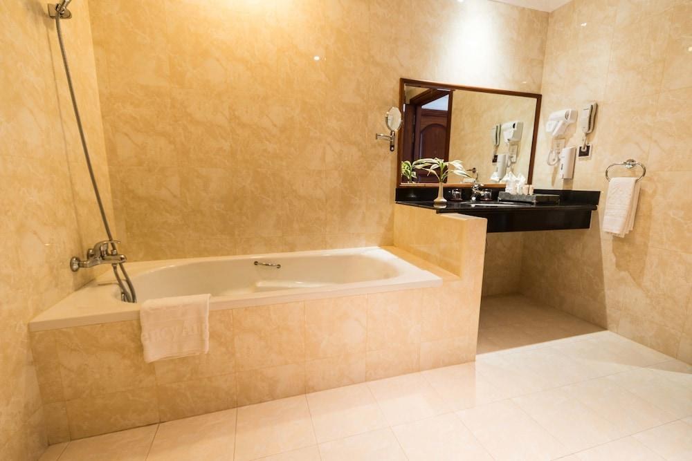 REGENCY ANGKOR HOTEL photo 2