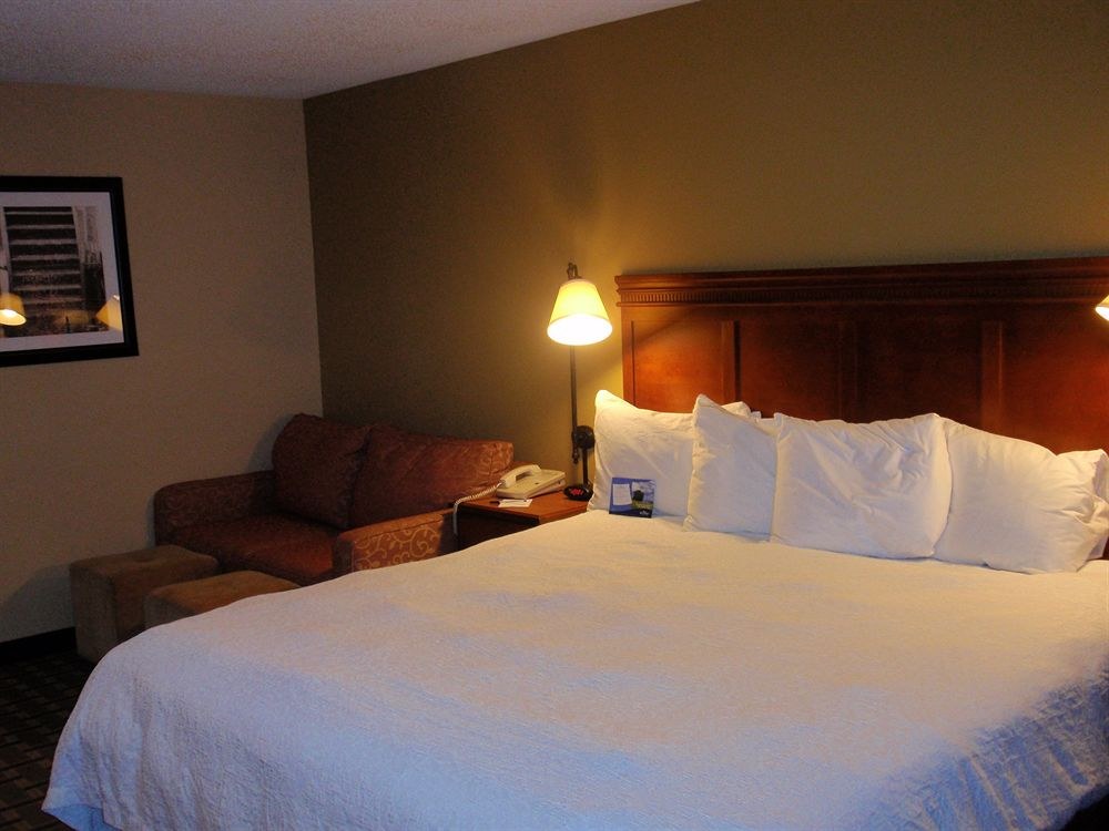 BAYMONT BY WYNDHAM LEWISVILLE photo 1