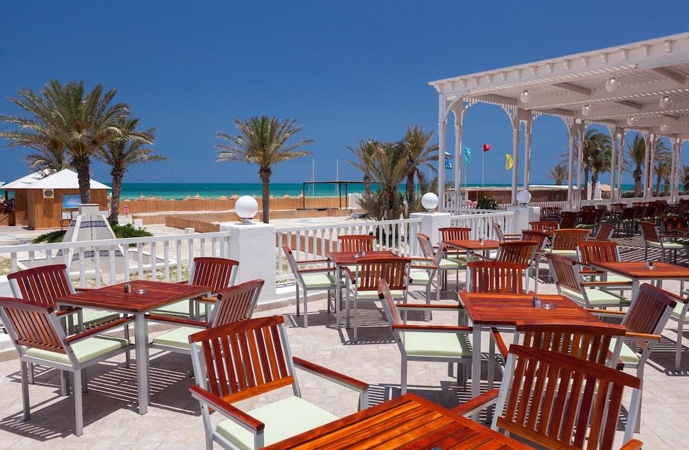 CLUB CALIMERA YATI BEACH photo 2