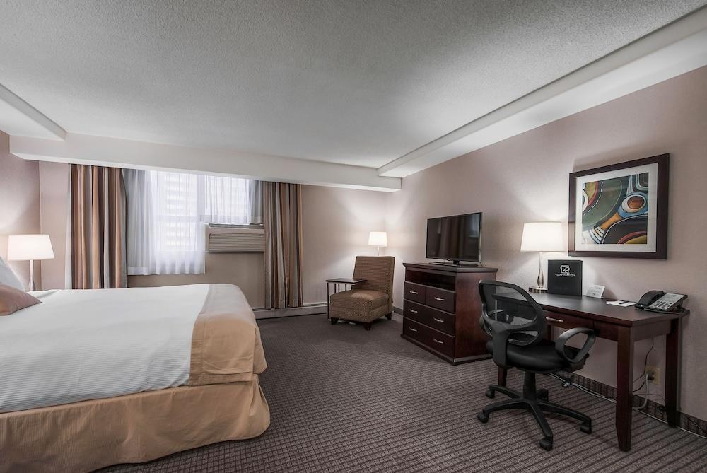 REGENCY SUITES HOTEL photo 2