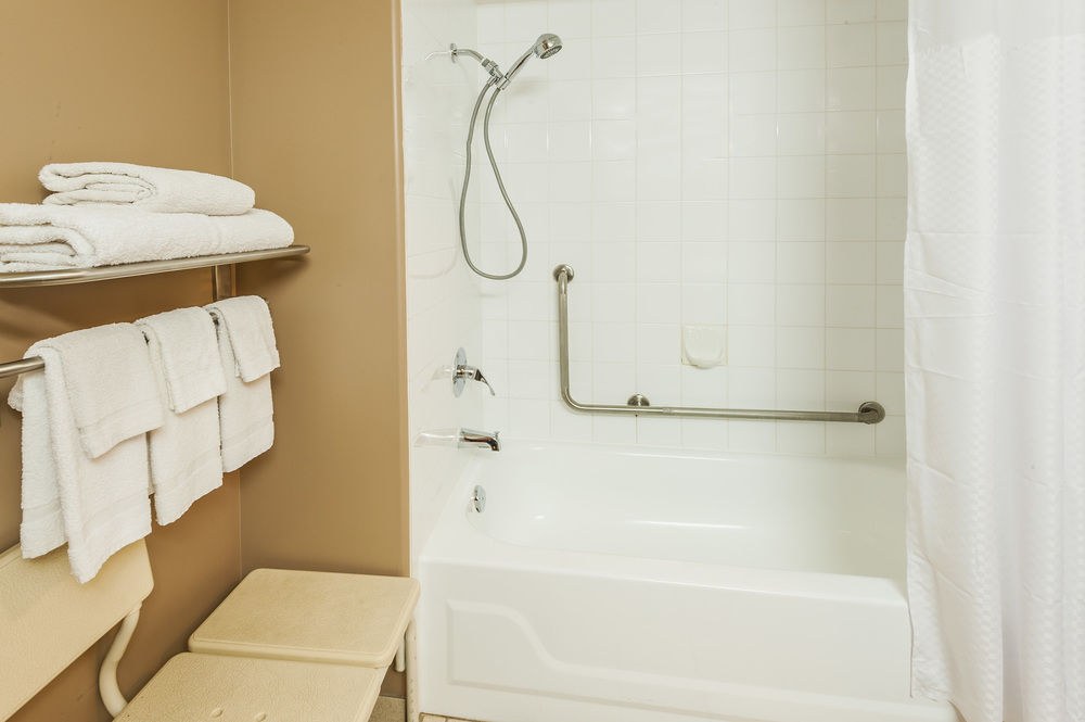 SUPER 8 BY WYNDHAM CALGARY/AIRPORT