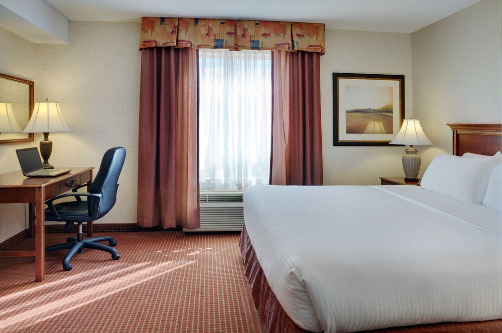 POMEROY INN & SUITES FORT ST JOHN photo 1