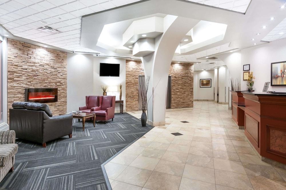 RAMADA BY WYNDHAM EDMONTON SOUTH photo 4