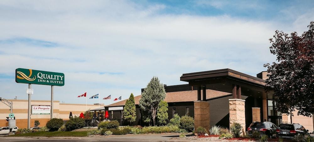 Quality Inn & Suites Gatineau photo 2