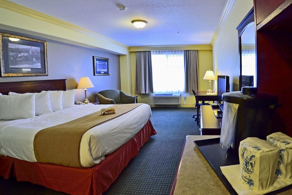 QUALITY INN & SUITES HINTON photo 4