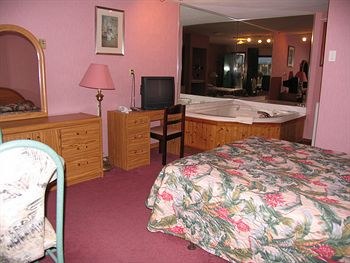 Seven Oakes Motel photo 4