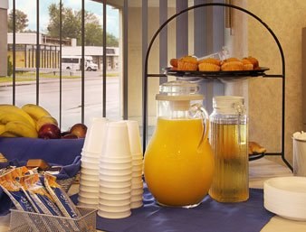 Super 8 by Wyndham Kingston