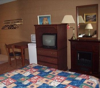 RITZ INN NIAGARA photo 4