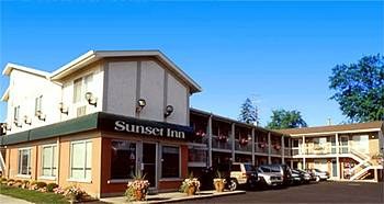 SUNSET INN photo 2
