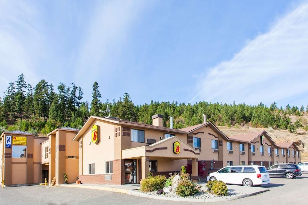 SUPER 8 BY WYNDHAM KAMLOOPS ON THE HILL photo 3