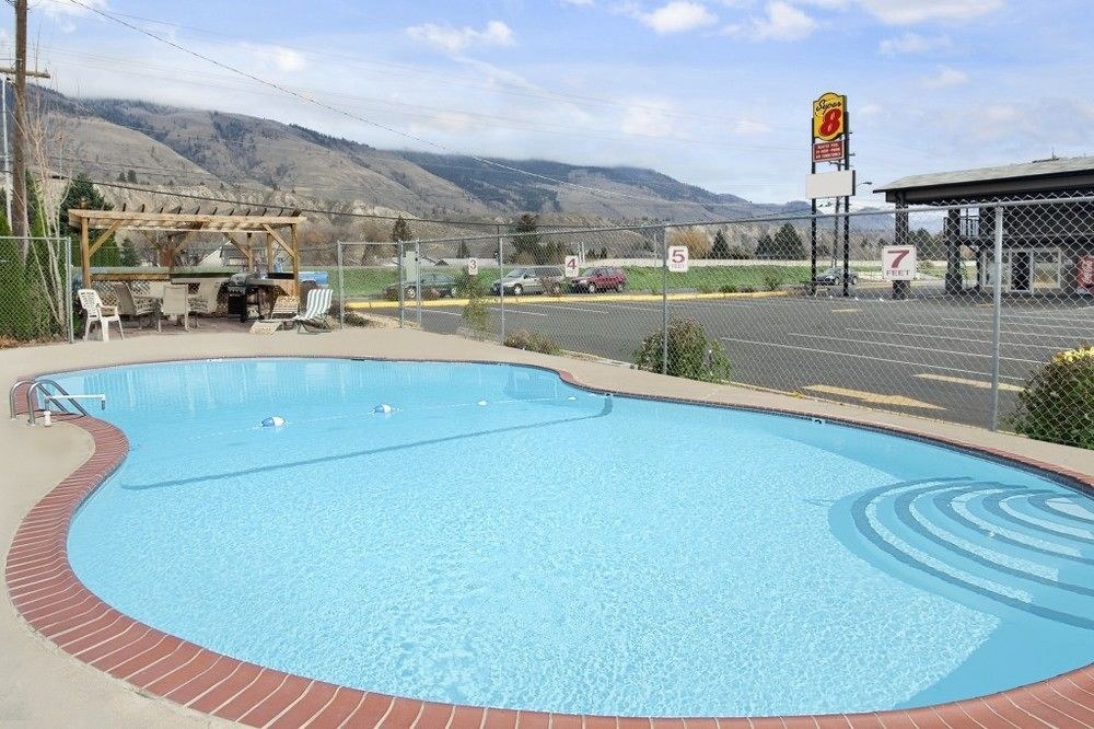 SUPER 8 KAMLOOPS EAST
