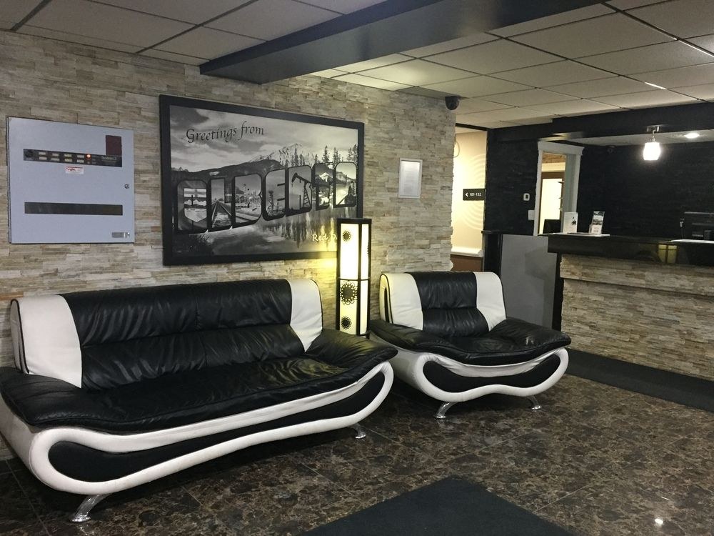 Super 8 by Wyndham Red Deer