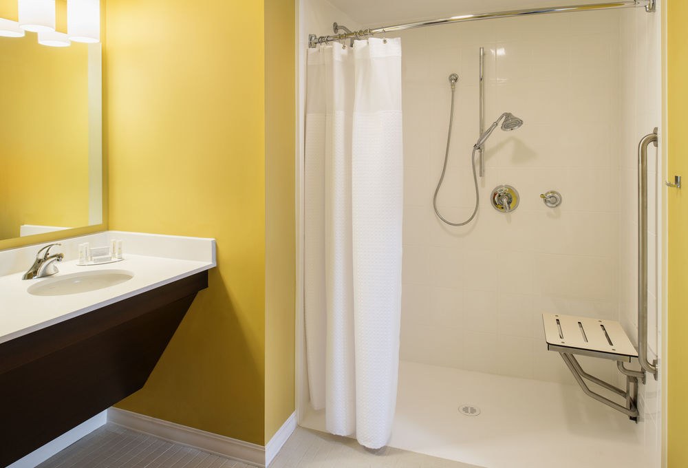 TOWNEPLACE SUITES RED DEER photo 2