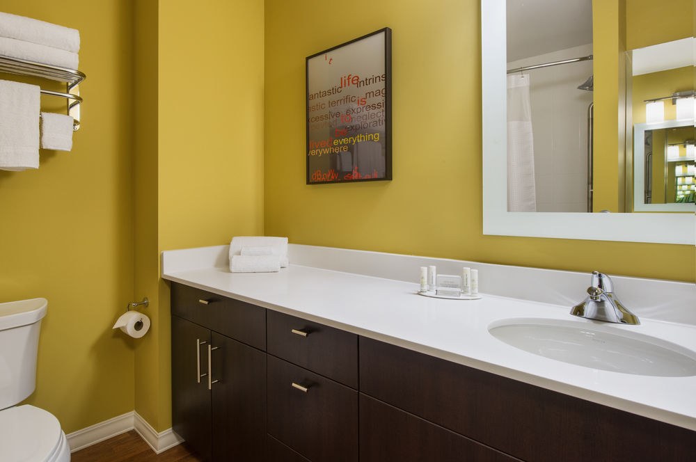 TOWNEPLACE SUITES RED DEER photo 4