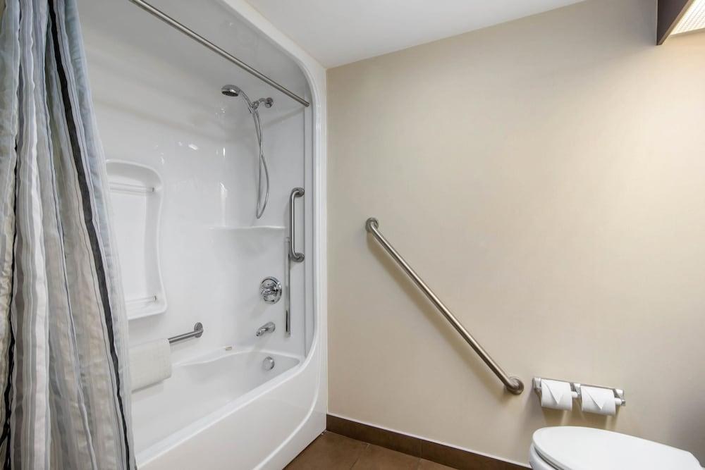 SLEEP INN SAULT STE. MARIE photo 4
