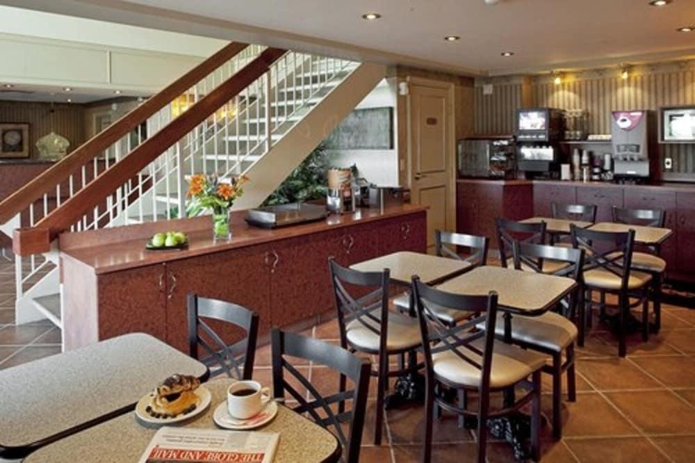 STAY INN photo 3