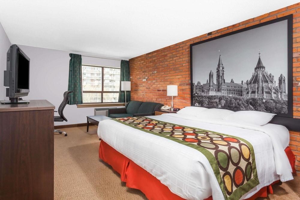 SUPER 8 BY WYNDHAM SUDBURY ON photo 4