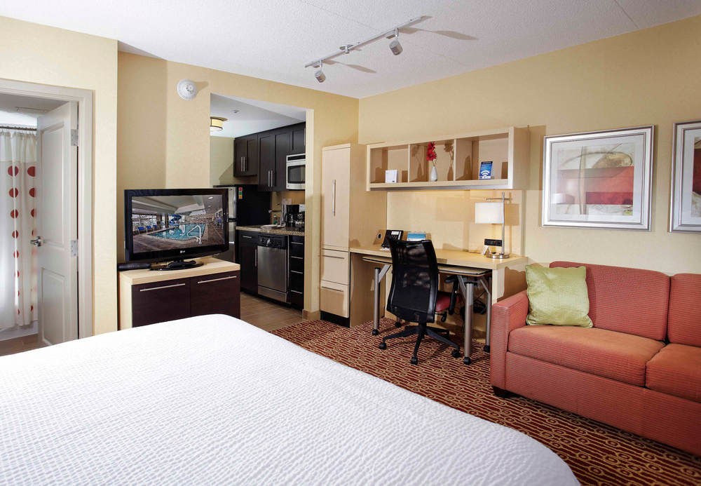 TOWNEPLACE SUITES BY MARRIOTT SUDBURY photo 3