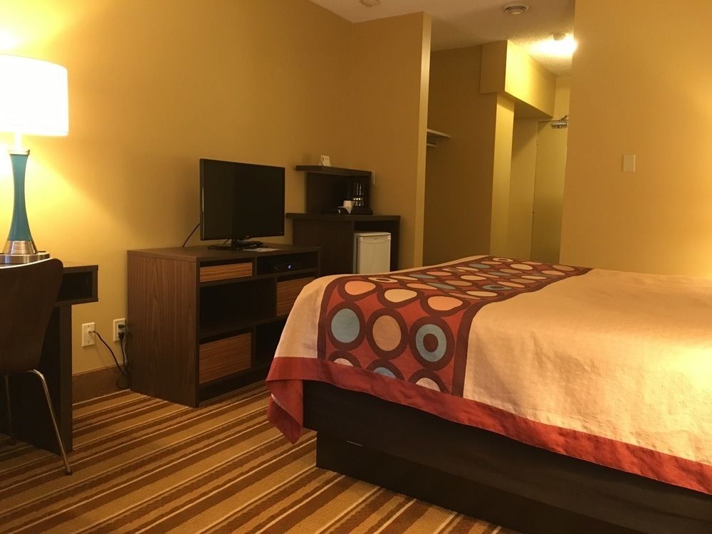 SUPER 8 BY WYNDHAM THUNDER BAY photo 1