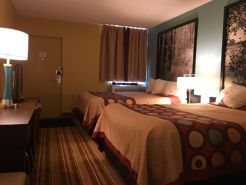 SUPER 8 BY WYNDHAM THUNDER BAY photo 3