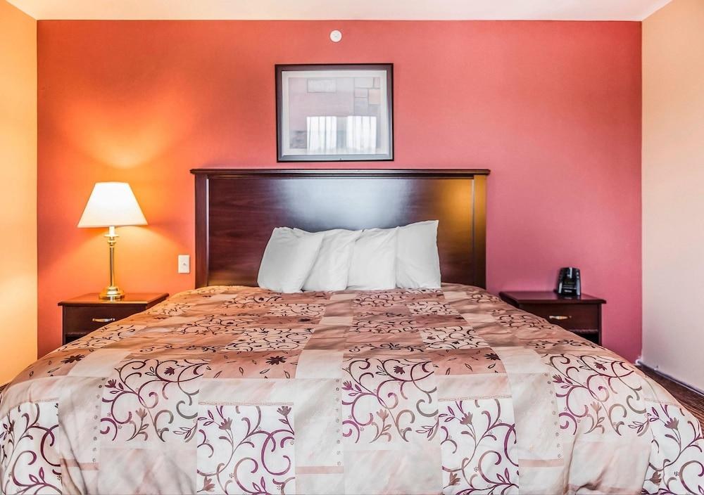 QUALITY INN ORLEANS photo 2